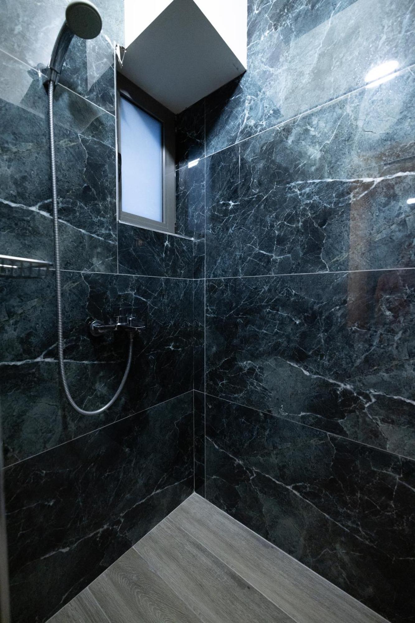 אמרינתוס Filippos Apartments מראה חיצוני תמונה