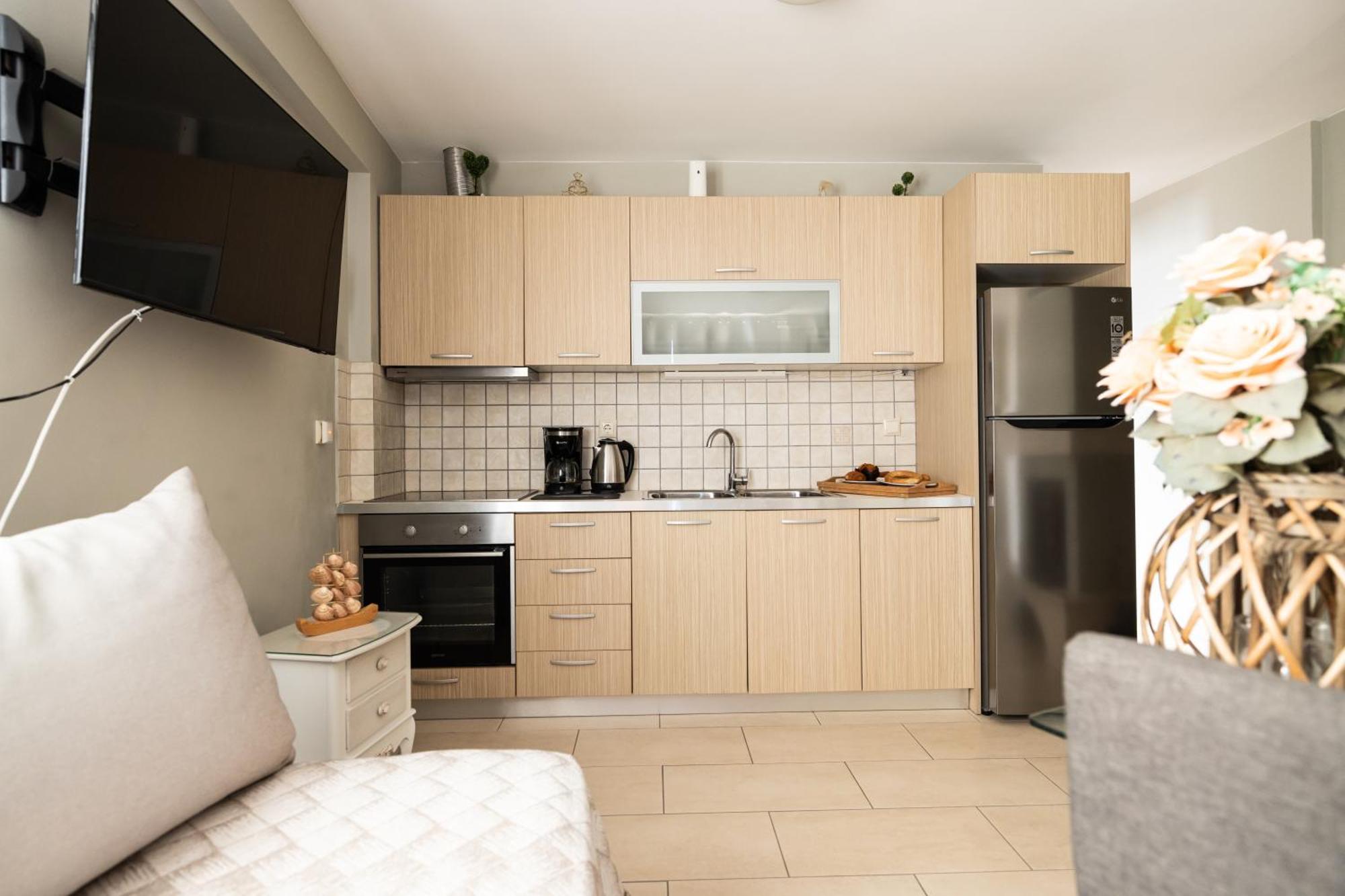 אמרינתוס Filippos Apartments מראה חיצוני תמונה