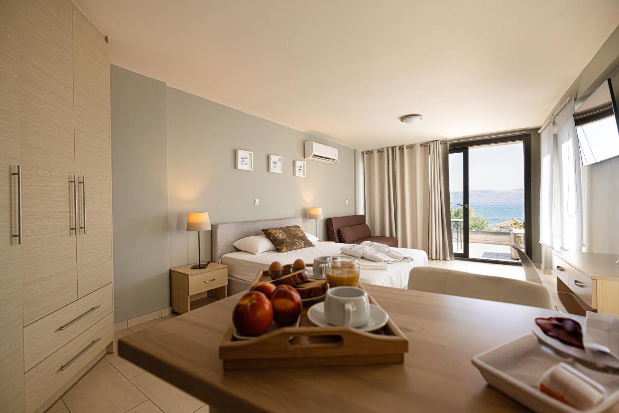 אמרינתוס Filippos Apartments מראה חיצוני תמונה