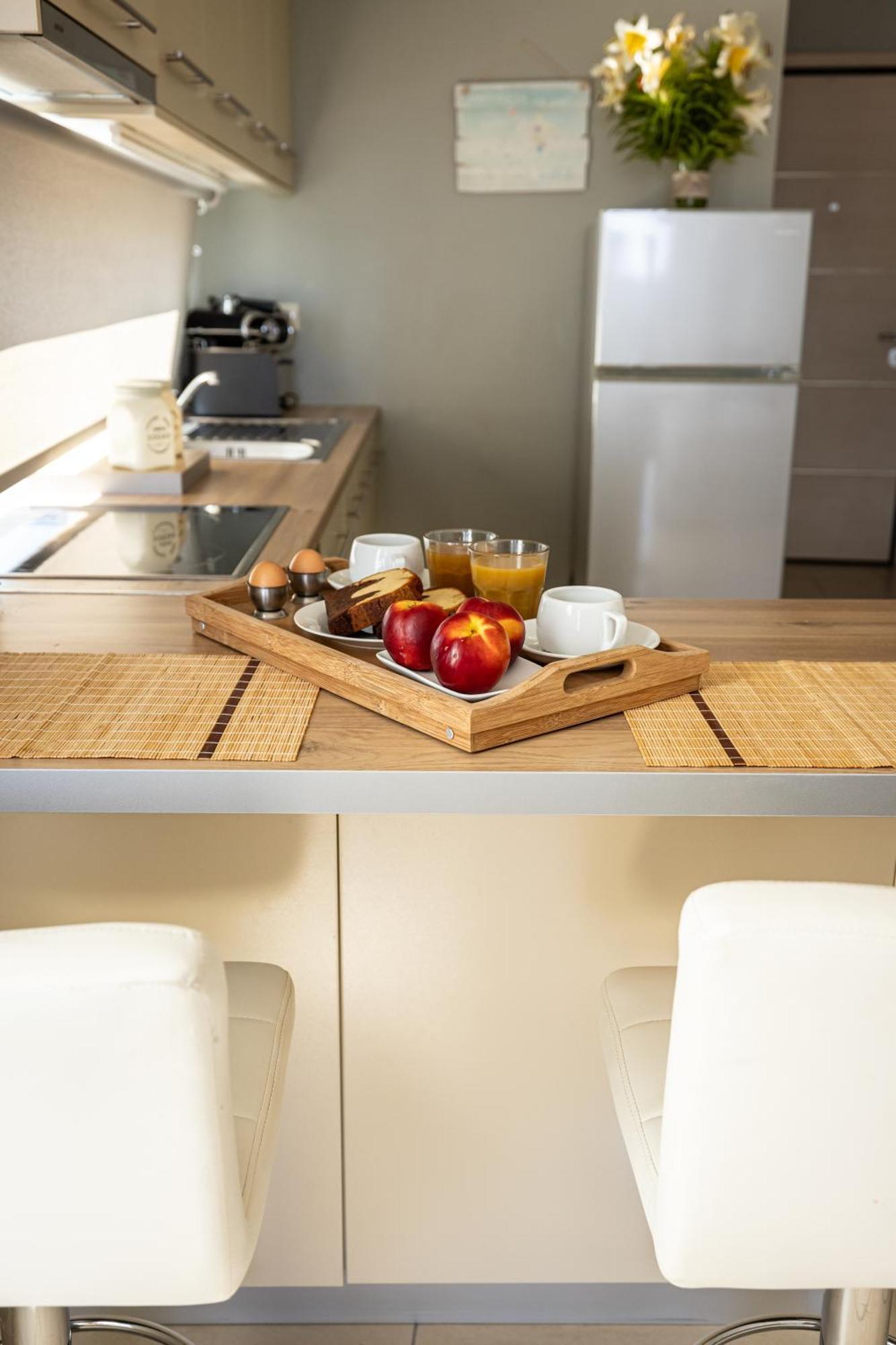 אמרינתוס Filippos Apartments מראה חיצוני תמונה